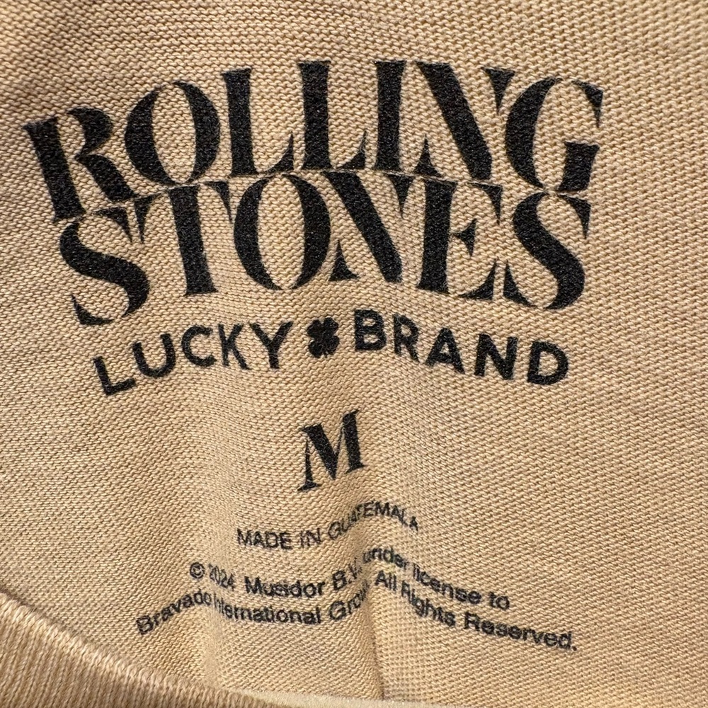 Lucky Brand Rolling Stones Invade America‎ Beige Graphic T-Shirt Size M - Picture 4 of 4